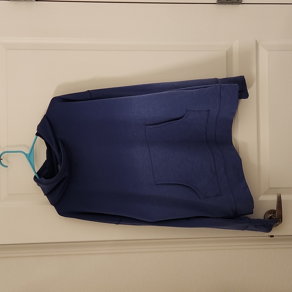 Hooded sweatshirt with thumb holes